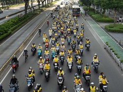 Lawan Cuaca Panas, Ini Tips Pengendara Motor Bisa Tetap Wangi Saat Berkendara