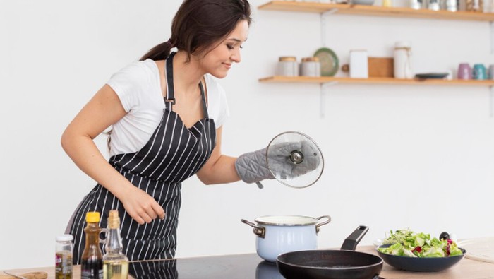 5 Zodiak yang Jago Banget Masak, Semuanya Pasti Enak