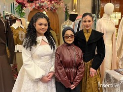 Unjuk Gigi di Panggung Fashion Show, Nabila Misha Gandeng Wulan Guritno-Dewi Perssik