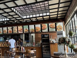 Sensasi Warteg Italia Sajikan Menu Mulai Rp 15 Ribuan