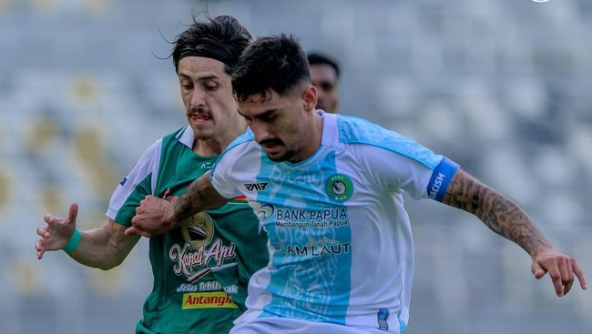 PSBS Biak resmi jadi tim Super League 2025/2026 pertama yang terdegradasi ke Championship usai menelan kekalahan dari Persebaya Surabaya dalam laga pekan ke-31.