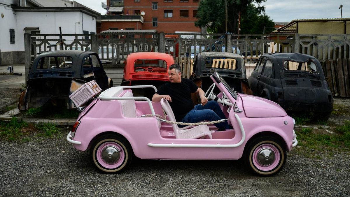 FOTO: Fiat 500 Klasik Dioprek Jadi Mobil Listrik