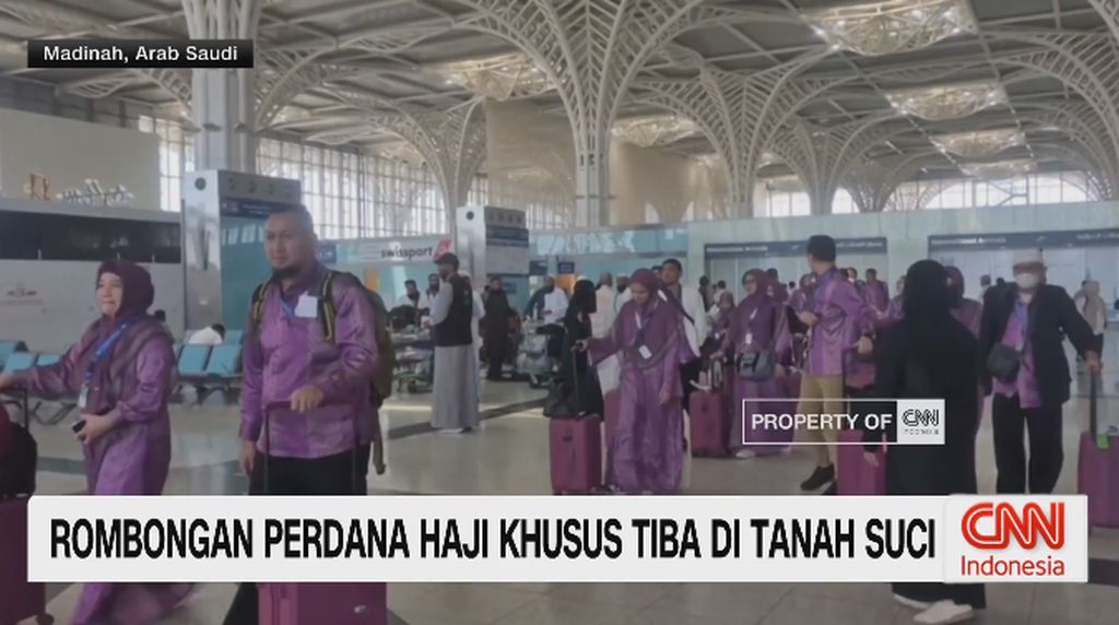 VIDEO: Jemaah Haji Khusus Indonesia Tiba Perdana di Madinah