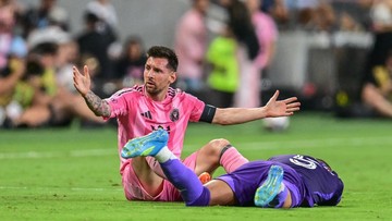 Liputan Olahraga CNN Sport : FOTO: Kemenangan Inter Miami di Depan Mata Sirna, Messi Gigit Jari