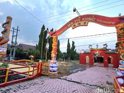 51 Biksu Jalan Kaki dari 3 Negara Singgah di Nganjuk