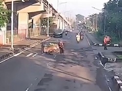 Pajero Tabrak Pedagang Nyebrang Bawa Gerobak di Jaktim, Polisi Buru Pelaku