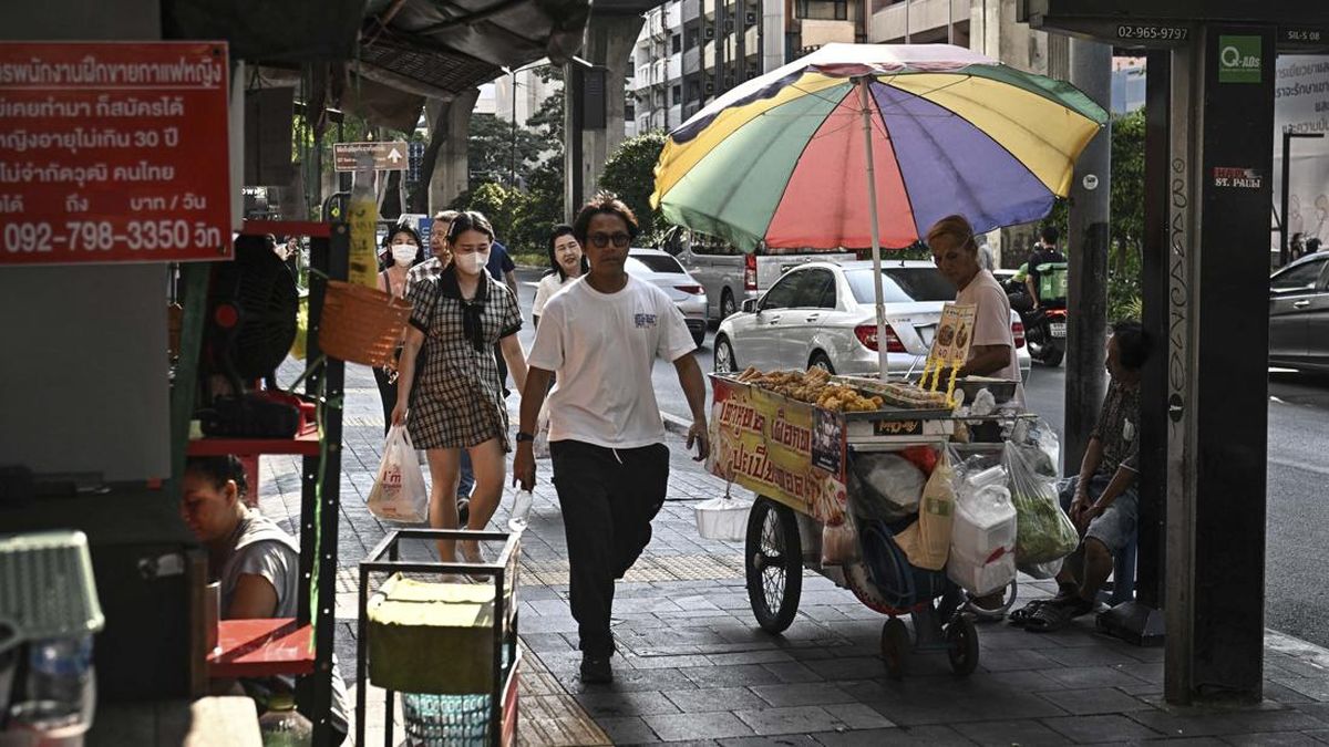 Penertiban Pedagang Kaki Lima Ancam Kuliner Jalanan Ikonik Bangkok