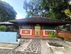 Menelusuri Makam Pangeran Arya Kemuning, Adipati Pertama Kuningan
