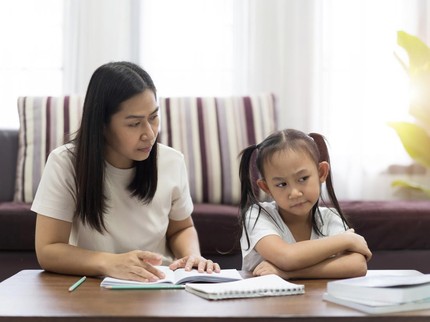 6 Cara Sederhana agar Anak Mau Mendengarkan Tanpa Harus Marah Menurut Pakar