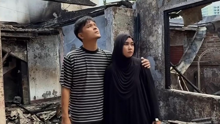 Ibunda Anisa Rahma Hampir Terluka saat Rumah Terbakar dan Tiga Tabung Gas Meledak