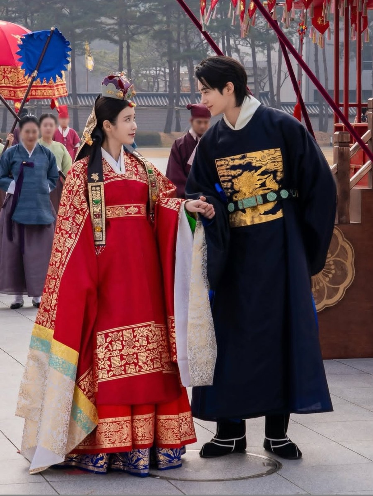 Adegan pernikahan dan malam pertama IU-Byeon Woo Seok yang viral di drama Korea Perfect Crown&period;