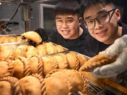 Jualan Pastel, 3 Anak Muda Ini Raup Omzet Rp 6,8 Miliar!