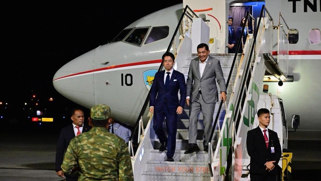 Sjafrie Mau Perkuat Kerja Sama Militer RI-Jepang, Apa Kata Menhannya?