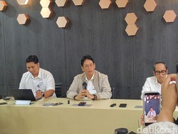 Purbaya Tertawa Dikabarkan Nggak Bisa Bangun-Mau Dipecat