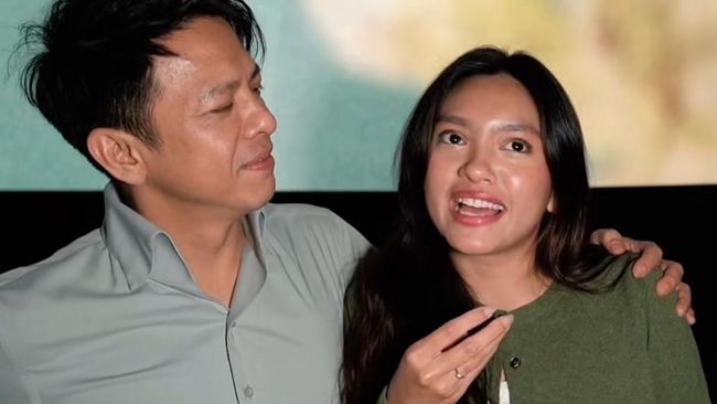 Momen Manis Alleia Anak Ariel Noah Komentari Akting Sang Ayah Jadi Dilan 1997