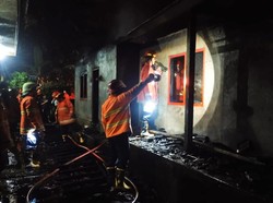 Diawali Ledakan, Warung Sembako-Dapur di Karangasem Terbakar