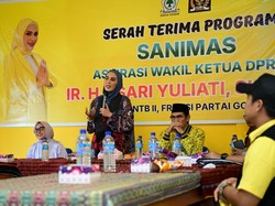 Waka DPR Salurkan Bantuan Sanitasi ke Warga Desa Batujai di NTB
