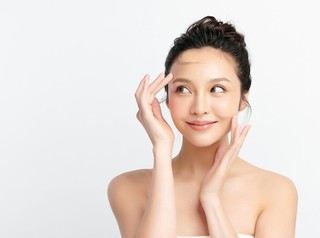 Serum PDRN dari Korea yang Lagi Hype, Rahasia Kulit Kenyal, Glowing, dan Tampak Lebih Muda!