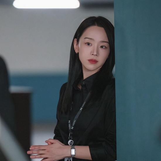 8 Potret Transformasi Peran Shin Hye Sun di Drakor Populer