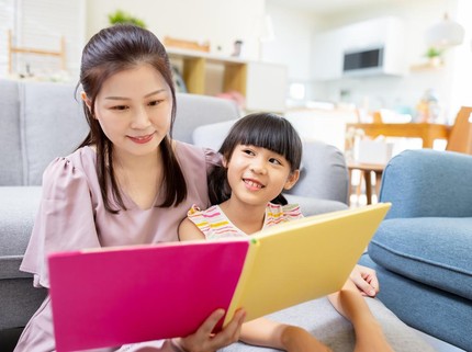 10 Puisi Bahasa Inggris yang Terkenal untuk Anak Belajar