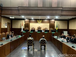 2 Terdakwa Kasus Proyek Fiktif Rp 46,8 M Divonis 2 dan 3 Tahun Penjara