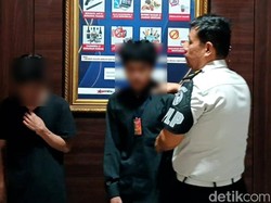 Selundupkan Sabu di Dubur ke Lapas Banceuy, 2 Pria Ditangkap