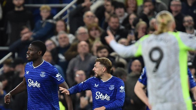 Everton mengimbangi Manchester City dalam laga lanjutan Premier League di Stadion Hill Dickinson, Liverpool, Selasa (5/5) dini hari waktu Indonesia.
