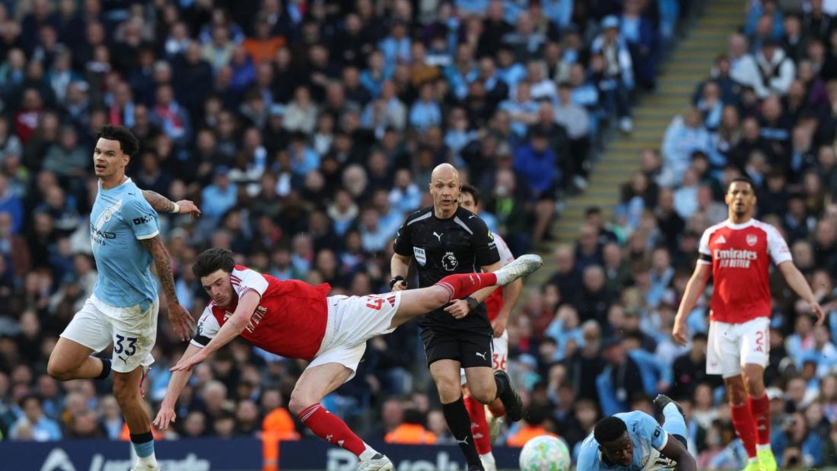 Siapa Juara Liga Inggris Kalau Poin Arsenal Dan Manchester City Sama?