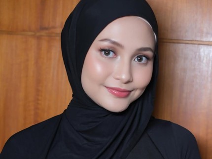 Potret Indah Ningtyas Istri Rigen Tampil Makin Cantik Jalani Kehamilan Keempat