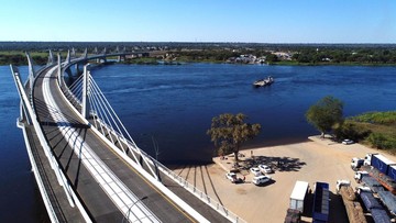 Pemandangan 4 Negara Sekaligus Bisa Dilihat dari Jembatan Unik Ini