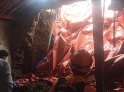 2 Rumah di Dramaga Bogor Tertimpa Longsor Imbas Hujan Deras