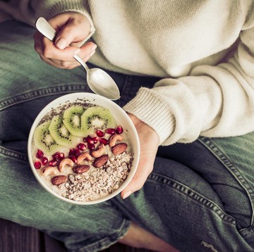 7 Manfaat Rutin Sarapan Semangkuk Oatmeal di Pagi Hari