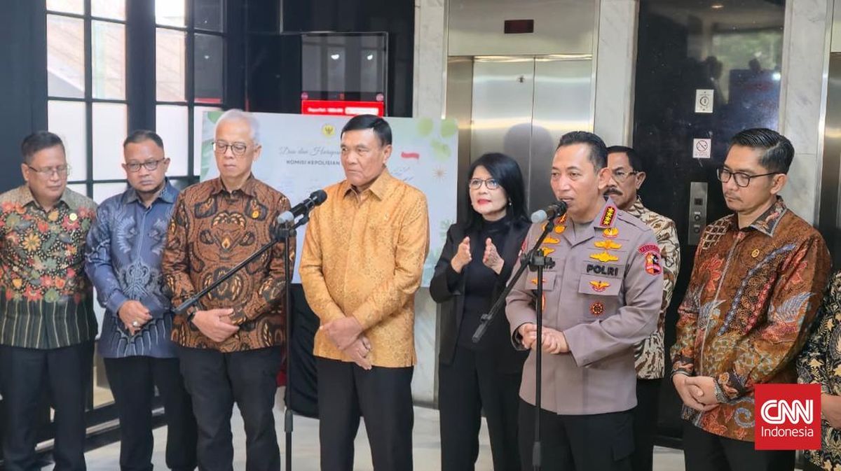 Canda Menko Polkam soal Peresmian Kantor Kompolnas di Ultah Kapolri