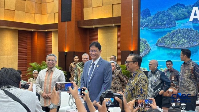 Tok! Purbaya Bakal Beri Insentif Buat 100.000 Unit Mobil Listrik Baru