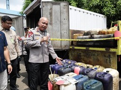 Polda Banten Bongkar Modus Penimbunan BBM Subsidi, 5 Pelaku Ditangkap
