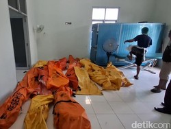 3 Kru ALS Tewas dalam Kecelakaan Bus dengan Truk Tangki BBM di Sumsel