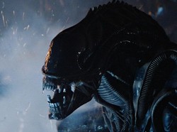 James Cameron Ingin Ubah Aliens ke Format 3D