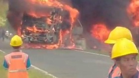 Tabrakan Maut Bus ALS Vs Truk Tangki di Sumsel, 16 Tewas di Tempat