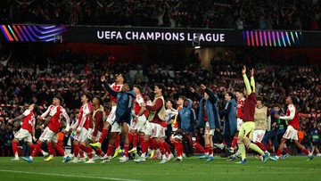 Update Eksklusif Olahraga CNN : FOTO: Cukup Satu Gol dan Arsenal ke Final