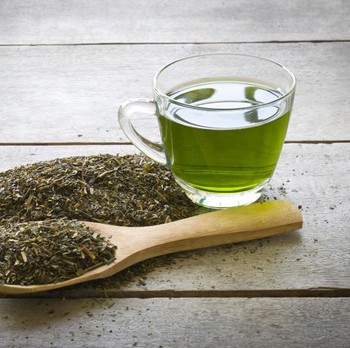 5 Manfaat Rutin Minum Teh Hijau Setiap Hari