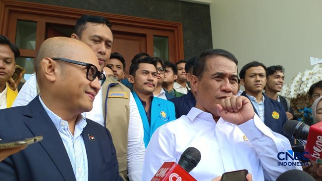 Mentan Amran Tindak Langsung Aduan Mahasiswa Soal Pupuk dan Bawang Ilegal