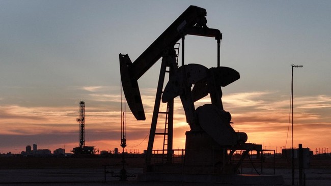 Breaking News: Harga Minyak Longsor 5%, AS-Iran Mau Damai