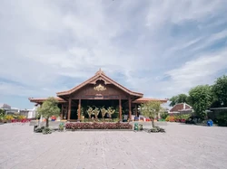 Tak Sewa Gedung, 7 Potret Pendopo Tulungo Milik Soimah Tempat Resepsi Aksa Anak Sulung