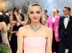 Amanda Seyfried Tolak Peran yang Tuntut Banyak Adegan Seks, Sudah Tak Nyaman