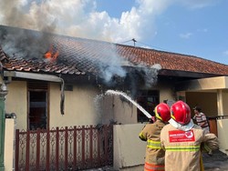 Kos di Demangan Jogja Terbakar, Dipicu Percikan Api dari Motor