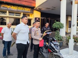 Pelajar Cirebon Bacok Pemuda gegara Ditegur Terobos Lampu Merah