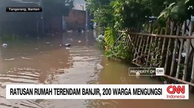 VIDEO: Ratusan Rumah di Tangerang Terendam Banjir