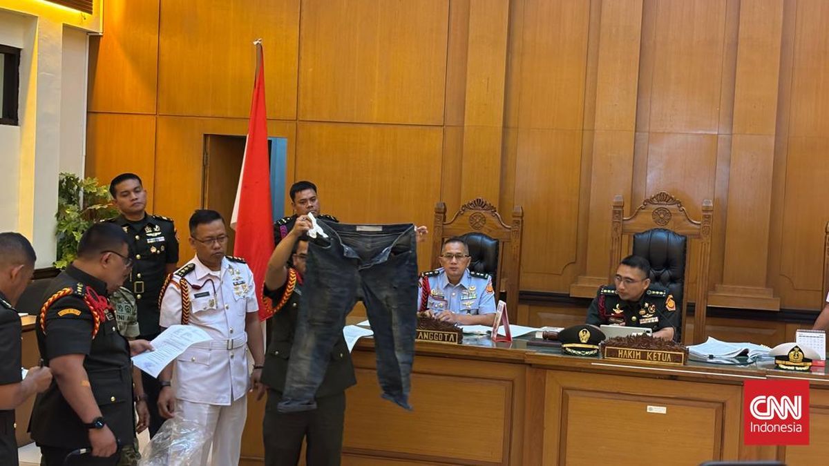 Oditur Tampilkan Pakaian Andrie Yunus dan Motor Pelaku di Sidang