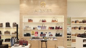 AIGNER Luncurkan Koleksi Baru di METRO Department Store PIM Jakarta