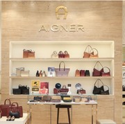 AIGNER Kenalkan Koleksi Teranyar Bersama Bobbi Brown dan Bank Syariah Indonesia